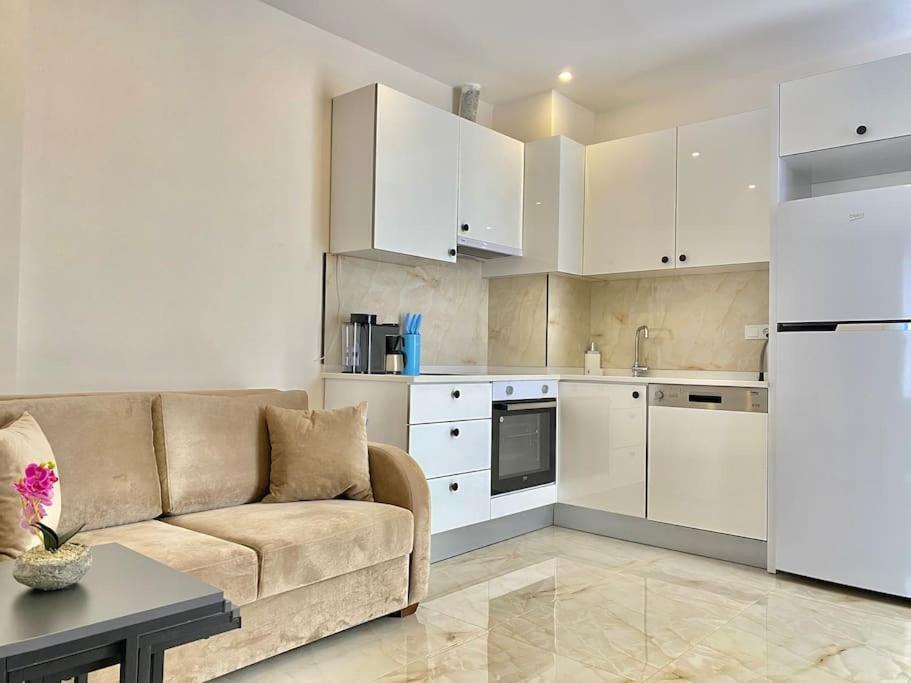 Appartement Rose 6 Comfort Living At Cleopatra *